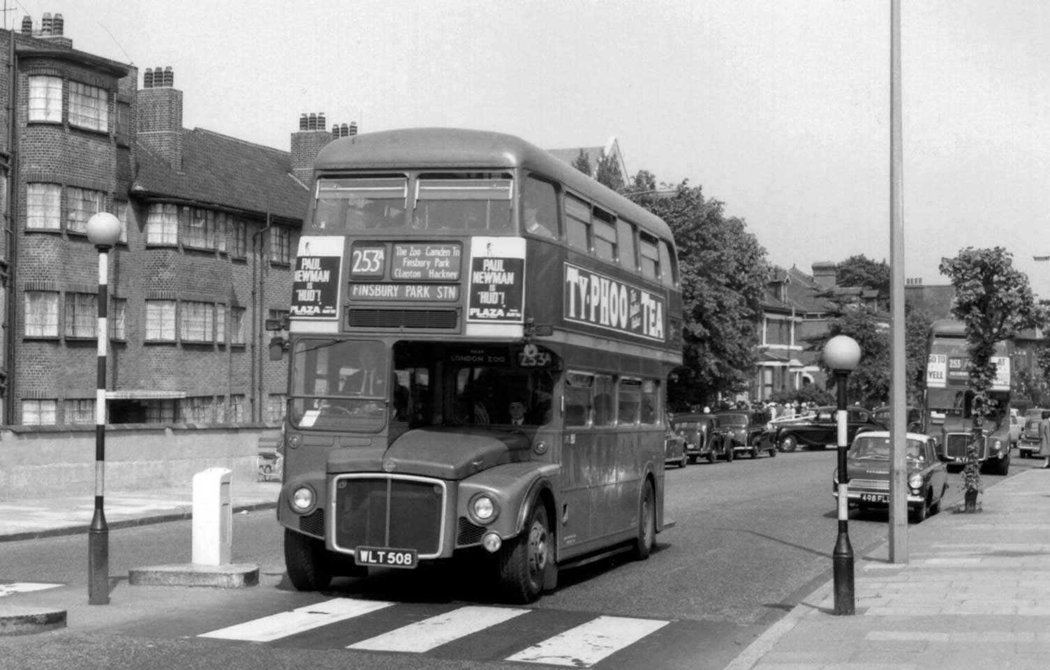 RM408 seen at Stamford Hill